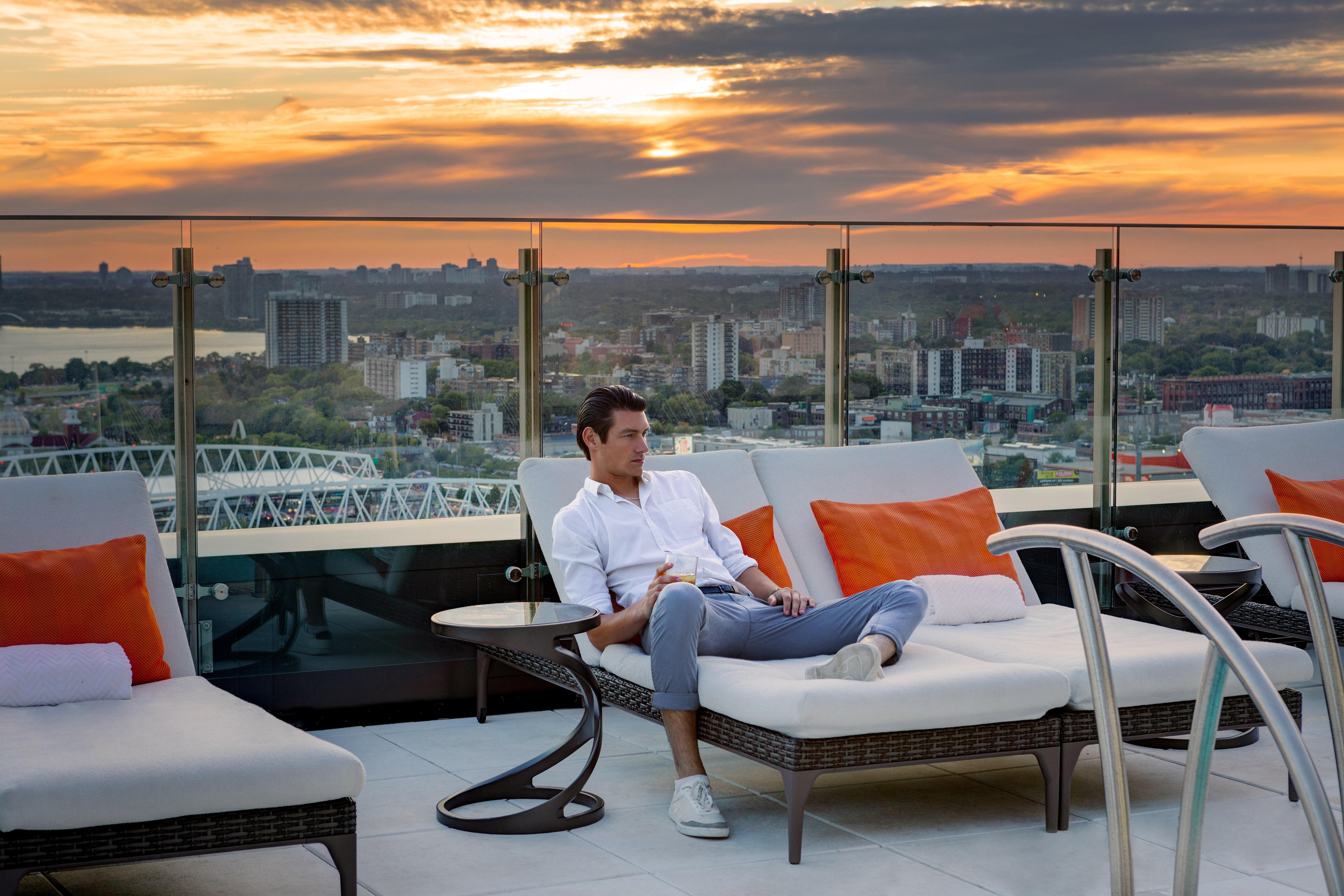 Hotel X Toronto, A Destination By Hyatt Hotel Extérieur photo Skybox